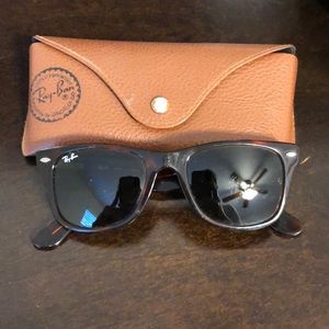 Ray Ban Tortoise Clubmasters